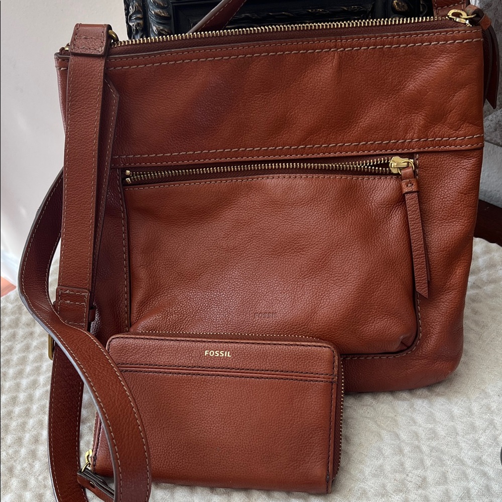 Fossil Tan Leather Crossbody Bag and Wallet
